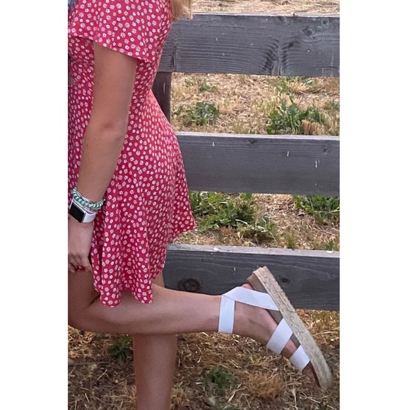 White Platform Wedge Sandals - Picture 4 of 4